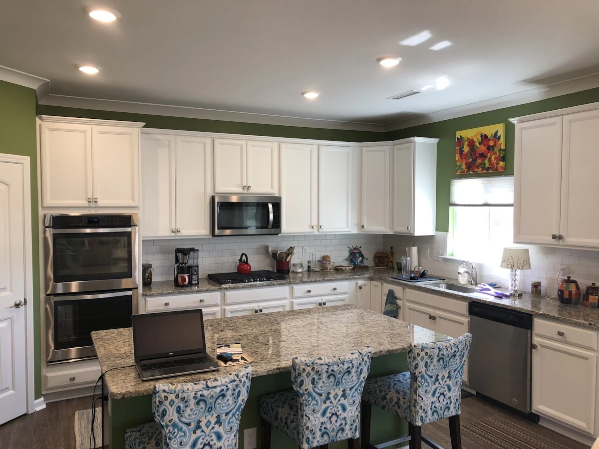 Kitchen cabinet paint in Raleigh, North Carolina