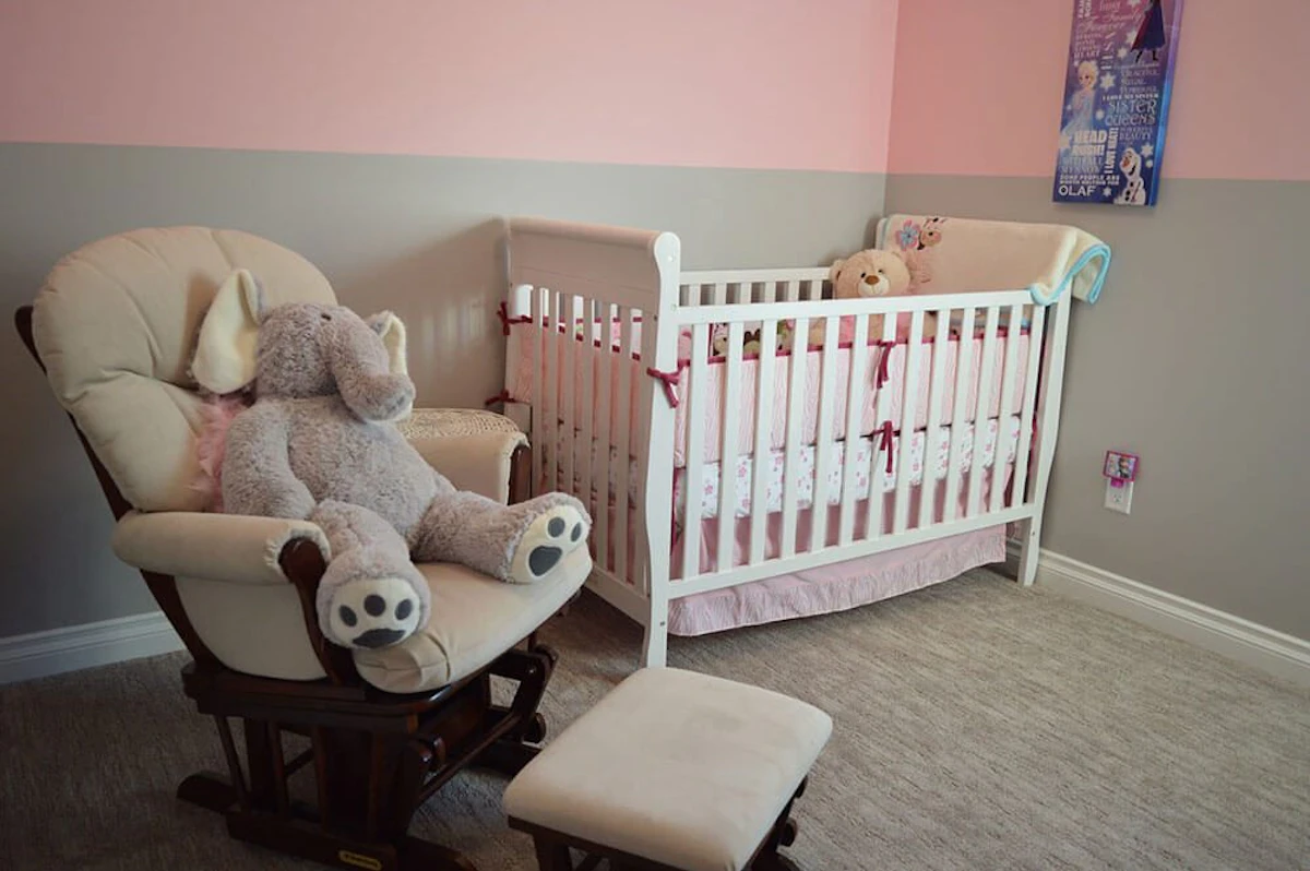 Safe Paint for Nurseries (With Pictures of the Nursery Pink Paint