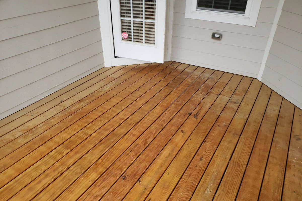 Deck Cleaning And Staining